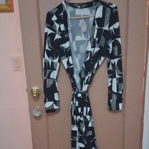 Ann Taylor Black and White Geometric Dress